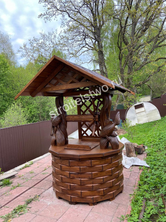 Домик для колодца резной "Золотая рыбка" Домик для колодца резной "Золотая рыбка"